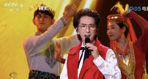 配资证券开户 林志炫献唱《花儿为什么这样红》！